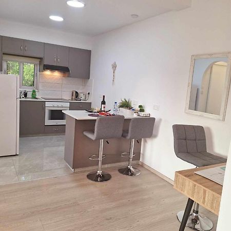 Charming Holiday Retreat Kato Paphos Apt 400M To The Beach 외부 사진