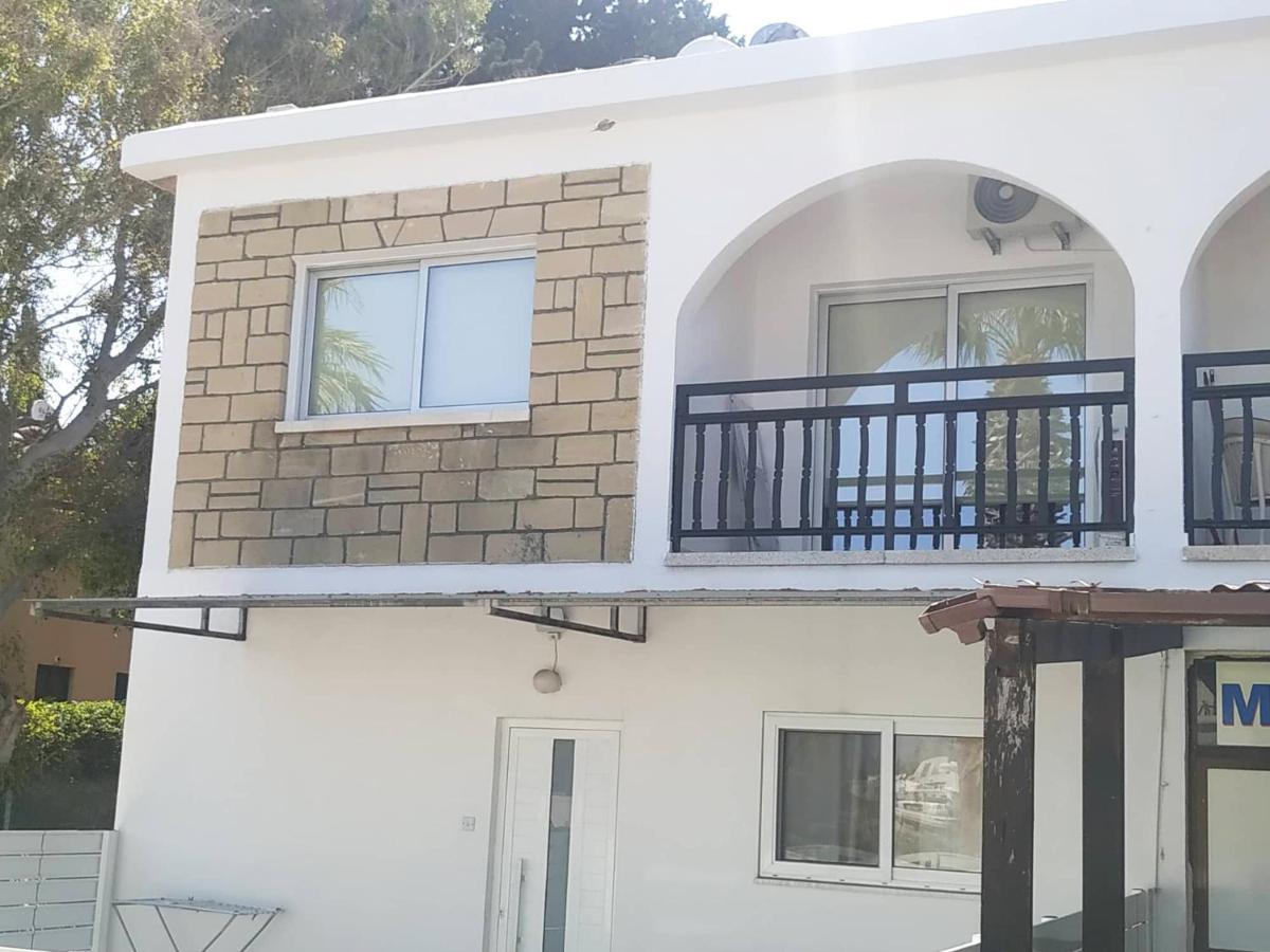 Charming Holiday Retreat Kato Paphos Apt 400M To The Beach 외부 사진