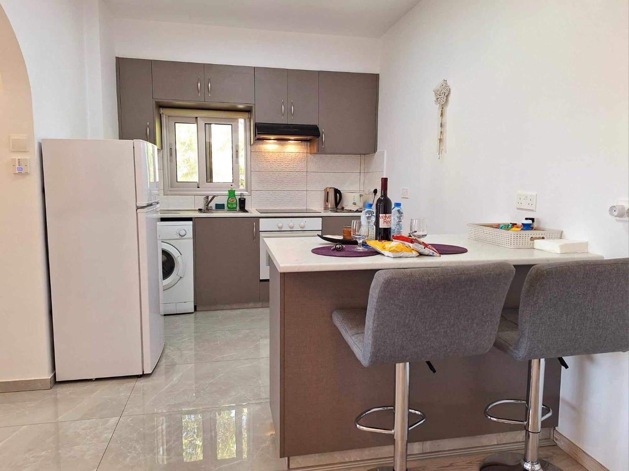 Charming Holiday Retreat Kato Paphos Apt 400M To The Beach 외부 사진